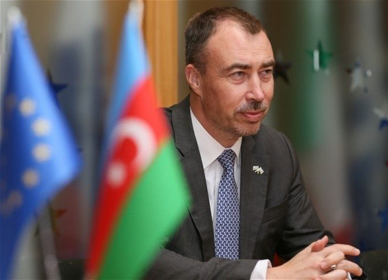 Спецпредставитель ЕС прибыл в Баку обсудить варианты поддержки Южного Кавказа