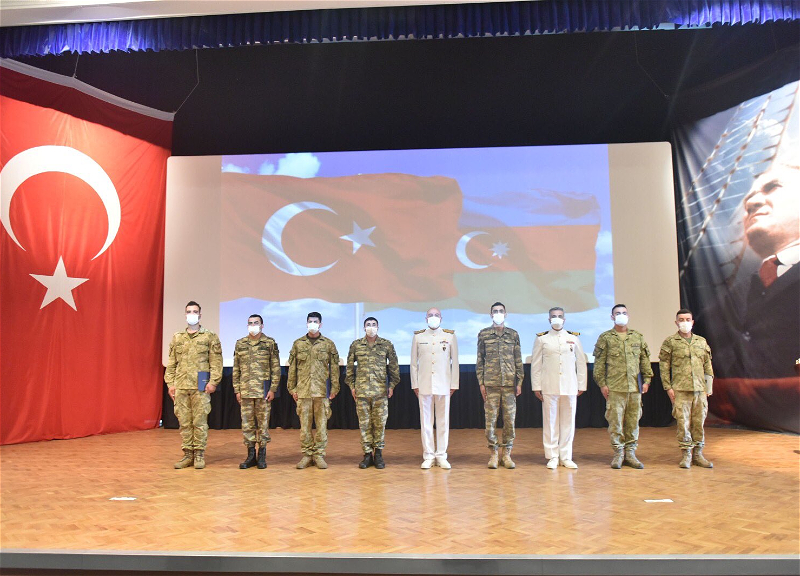В Турции вручили дипломы азербайджанским выпускникам «Курса сержантов десантных операций» - ФОТО