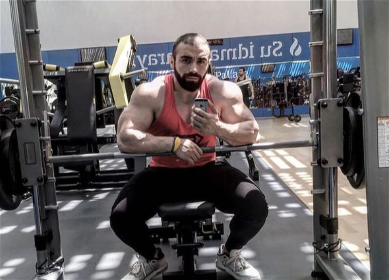 В Баку в спортзале обнаружено тело известного спортсмена - ФОТО