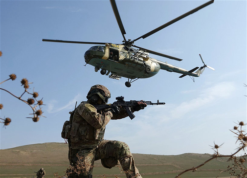 Азербайджанские военнослужащие ознакомятся с современными образцами оружия
