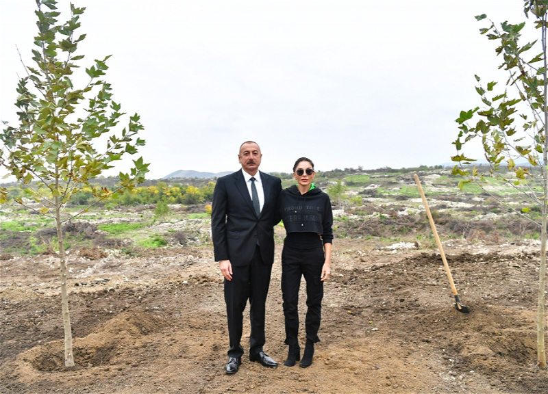 Президент Ильхам Алиев и первая леди Мехрибан Алиева посетили Губадлинский район