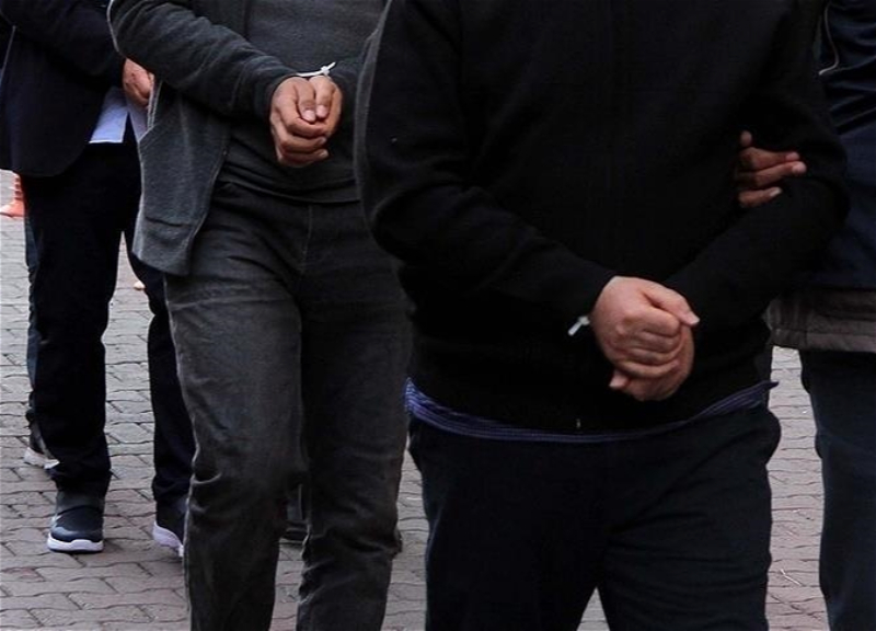 Турецкие военные задержали 3 террористов FETÖ на границе с Грецией