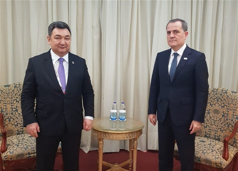 Джейхун Байрамов встретился с президентом Международной тюркской академии - ФОТО