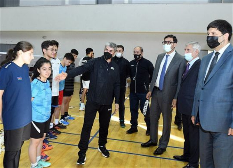 Министр молодежи и спорта ознакомился с деятельностью двух федераций - ФОТО