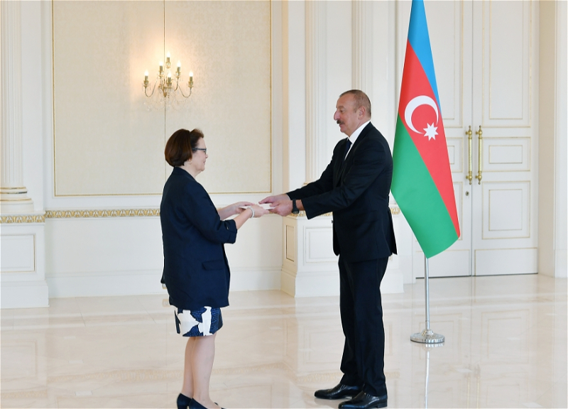 Президент принял верительные грамоты новоназначенного посла Финляндии в Азербайджане – ФОТО