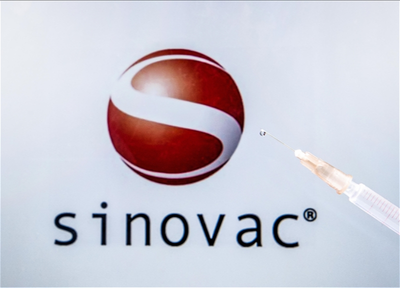 Sinovac готова создать вакцину от нового штамма коронавируса «омикрон»