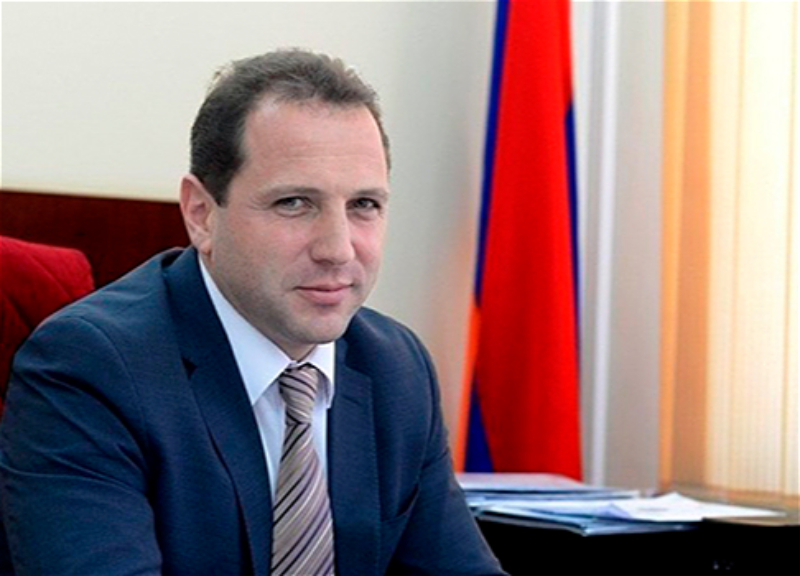 Суд оставил экс-министра обороны Армении за решеткой