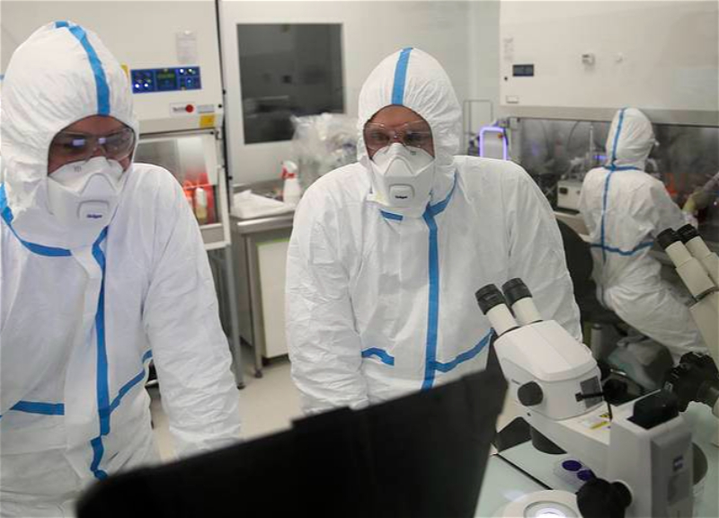 Эксперт: Штамм «омикрон» может спровоцировать новую волну пандемии