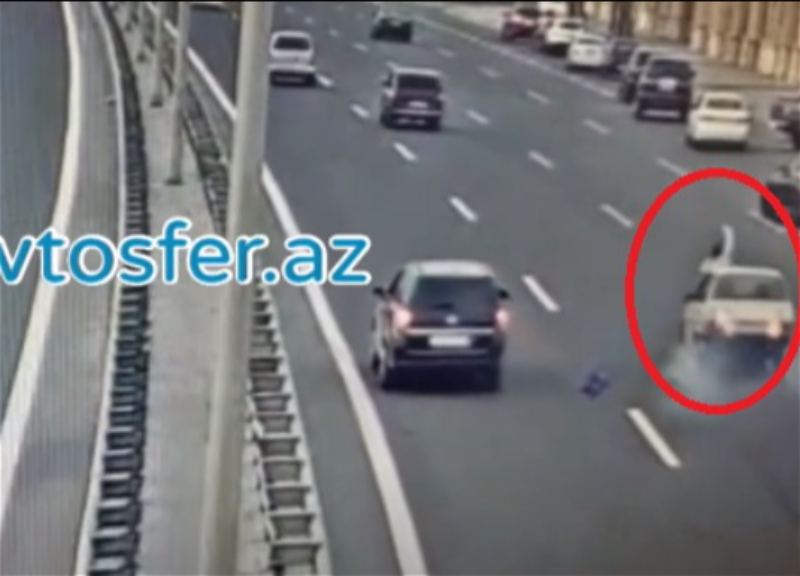 В Баку насмерть сбили еще одного перебегавшего скоростную трассу пешехода – ВИДЕО