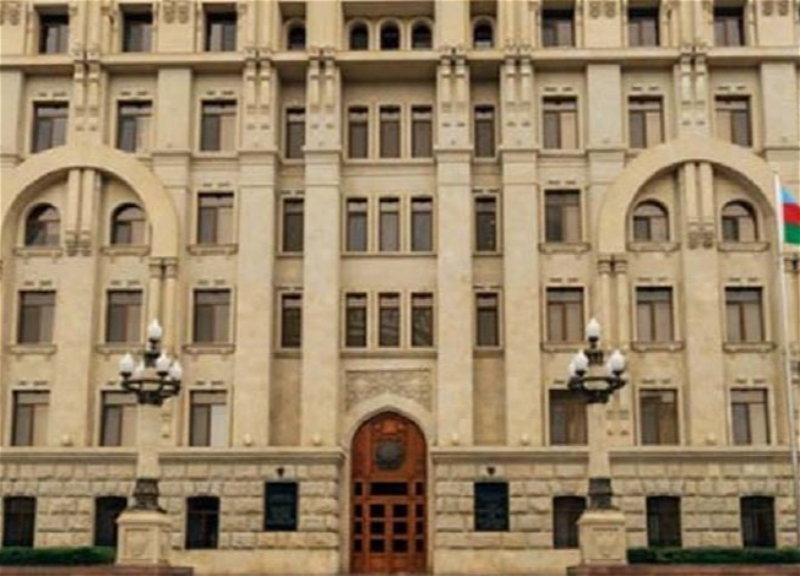 В центре Баку пресечена несанкционированная акция, организаторы которой задержаны