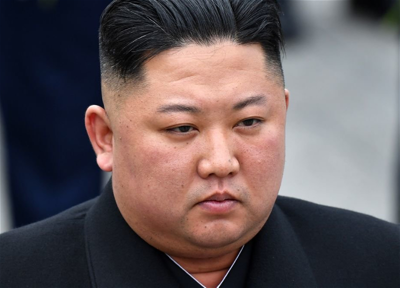 В Северной Корее ввели новый налог, чтобы Ким Чен Ын смог раздать детям конфеты в честь своего дня рождения
