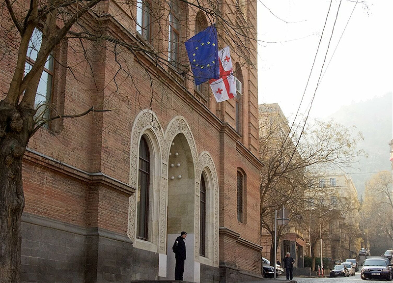 Грузия выразила протест в связи с использованием флага страны на встрече формата «3+3»