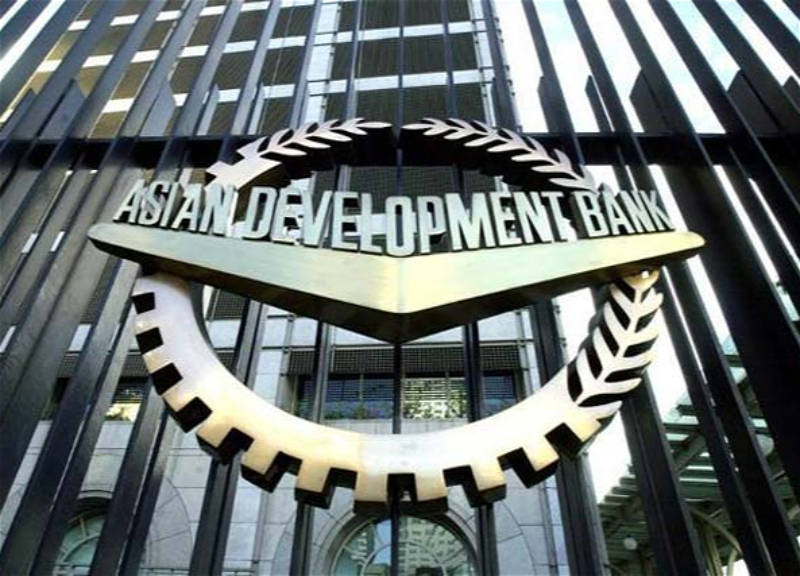 Азиатский банк развития: Азербайджан лидирует по темпам вакцинации в регионе
