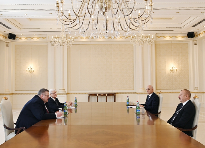 Президент Азербайджана принял российского вице-премьера