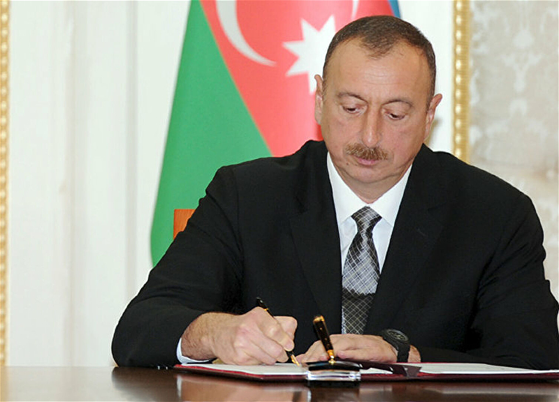 Ильхам Алиев присвоил главе Госагентства МЧС степень госсоветника 3-го ранга