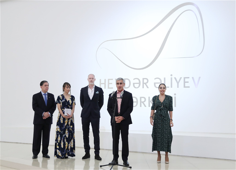 Лейла Алиева приняла участие в открытии выставки «Благодарность» бразильской художницы Нины Пандольфо - ФОТО