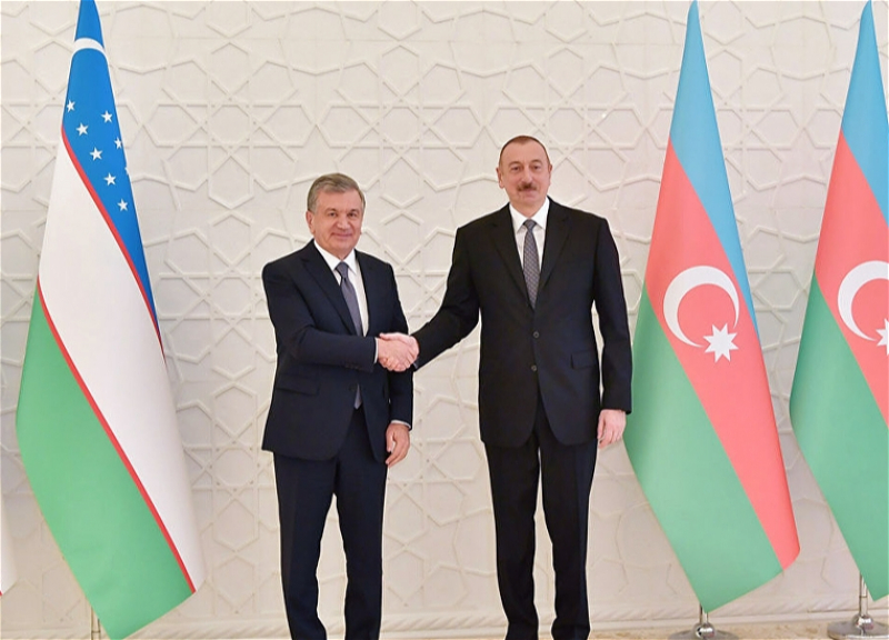 Президент Узбекистана поздравил Ильхама Алиева с юбилеем