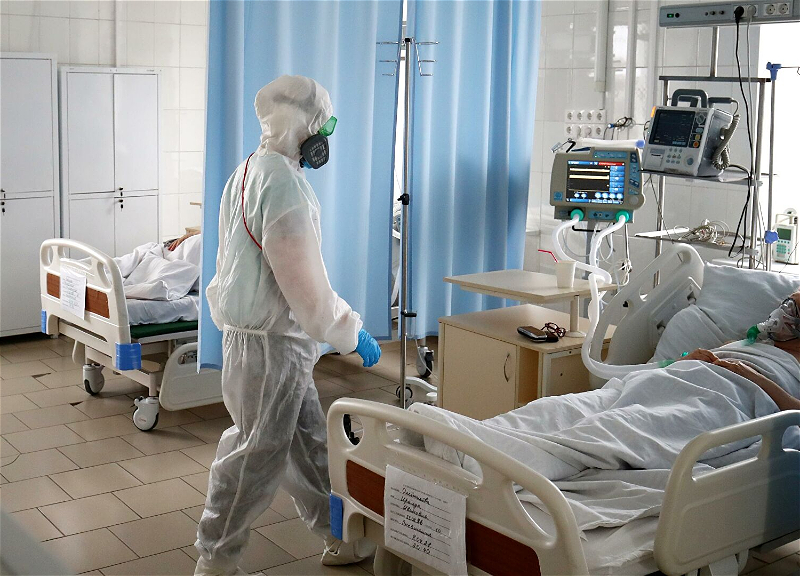 В Азербайджане за сутки еще 13 человек скончались от коронавируса