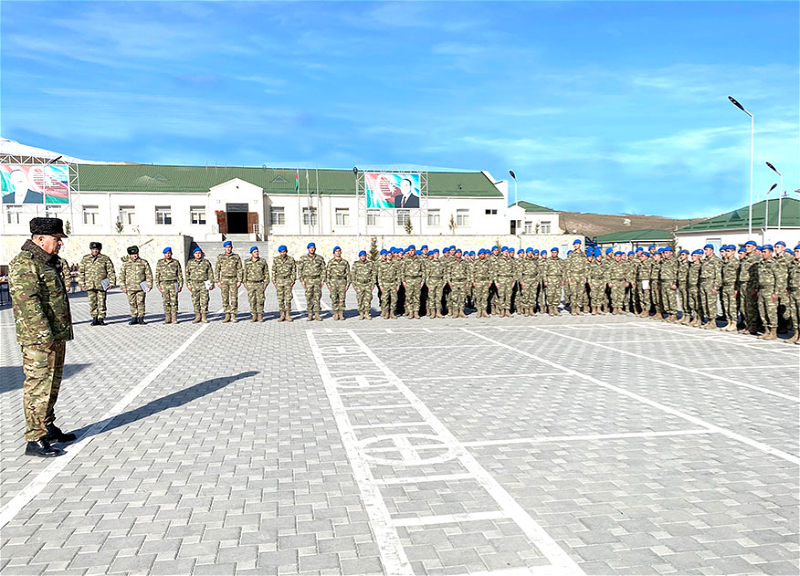 Начальник Генштаба ВС Азербайджана посетил воинскую часть Сухопутных войск - ФОТО