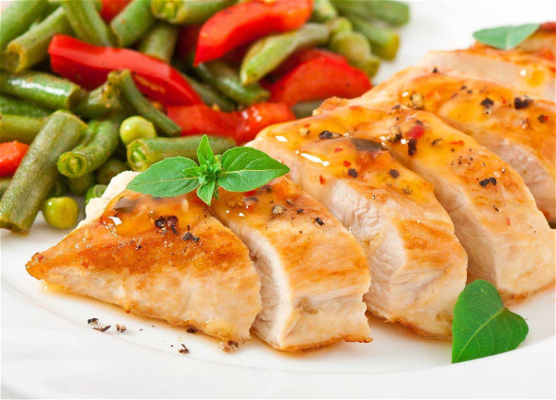 В Азербайджане приняты меры для предотвращения роста цен на куриное мясо