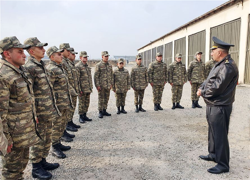 Заместитель министра обороны Азербайджана встретился с военнослужащими - ФОТО