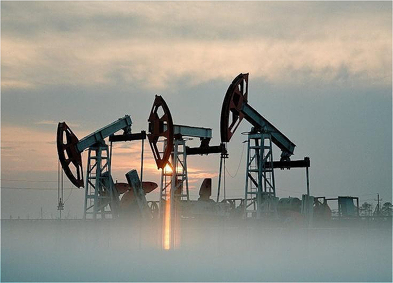 Цена азербайджанской нефти превысила отметку в 82 доллара
