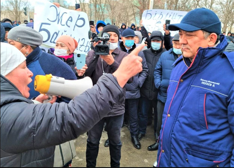 В Казахстане продолжаются протесты из-за повышения цен на газ - ВИДЕО