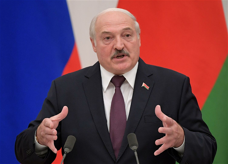 Лукашенко: аэропорты в Казахстане захватывали, чтобы не допустить переброски военных ОДКБ