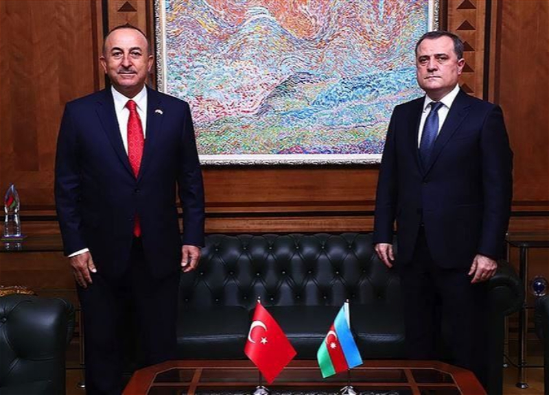 Байрамов и Чавушоглу обсудили ситуацию в Казахстане