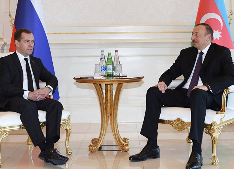 Ильхам Алиев направил письмо Дмитрию Медведеву в связи с незаконным визитом депутата ГД в Карабах