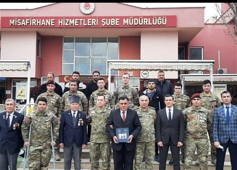 Ветераны Отечественной войны встретились с замминистра обороны Турции - ФОТО