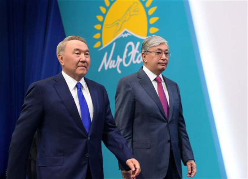 Назарбаев призвал народ Казахстана сплотиться вокруг президента страны
