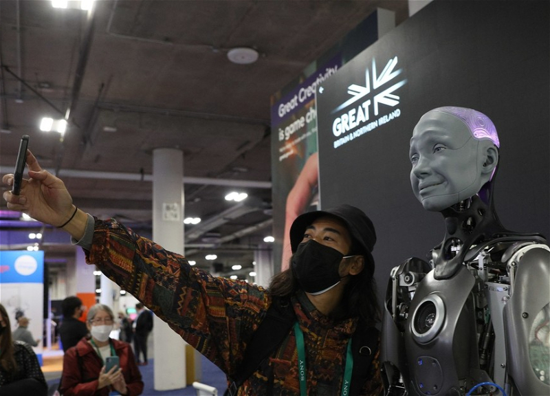 Робот Ameca с выразительным лицом удивила многих на выставке в Лас-Вегасе: Она умеет шутить! - ФОТО - ВИДЕО