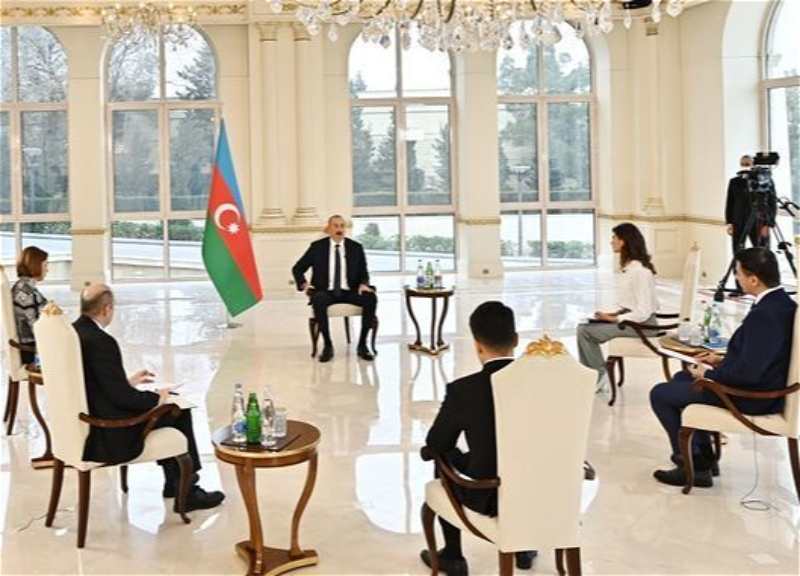 Президент Азербайджана Ильхам Алиев дал интервью местным телеканалам – ВИДЕО