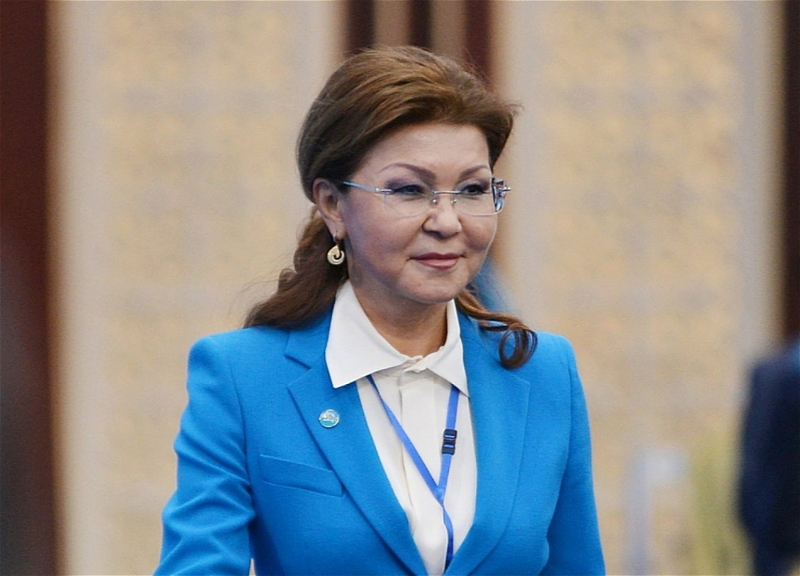 Названа причина, по которой дочь Назарбаева не появляется в парламенте