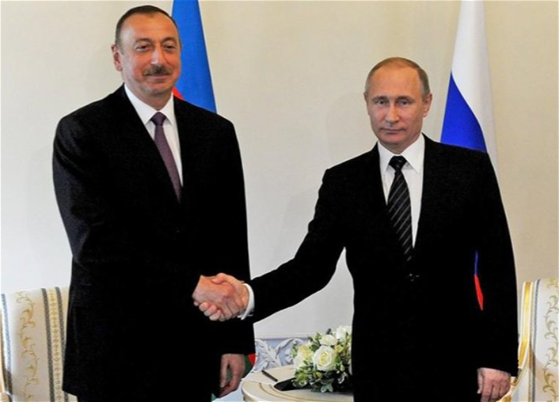 Ильхам Алиев и Владимир Путин обсудили по телефону ситуацию в Украине и в Казахстане