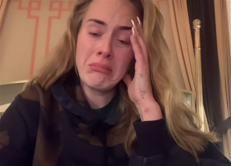 Адель расплакалась, обращаясь к поклонникам в Instagram – ВИДЕО