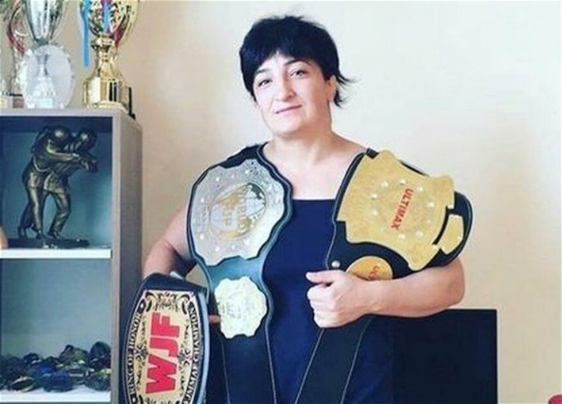 Известную азербайджанскую спортсменку ограбили во дворе Управления полиции