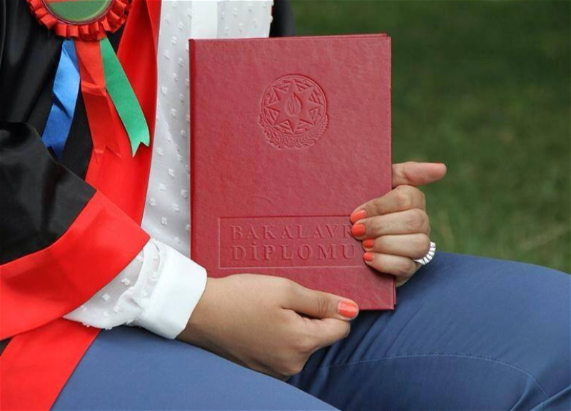 Ректор UNEC: «Красный диплом» не дает выпускникам никаких преимуществ