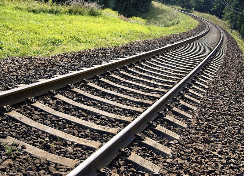 Вице-премьер Армении сообщил о взаимопонимании с Азербайджаном по вопросу железной дороги