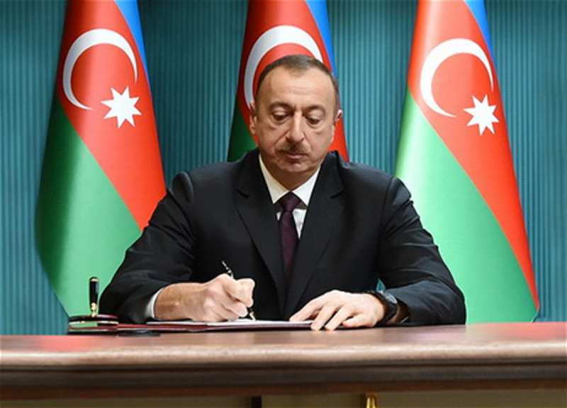 İlham Əliyev Azərbaycan Beynəlxalq Bankı ilə bağlı fərman imzalayıb