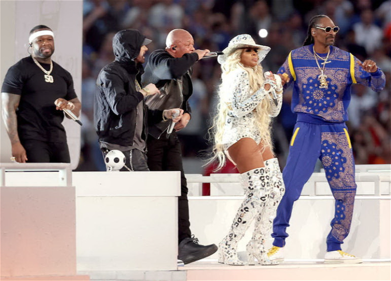Грандиозное Halftime Show на Супербоул-2022: На сцене легенды рэпа и хип-хопа - ВИДЕО