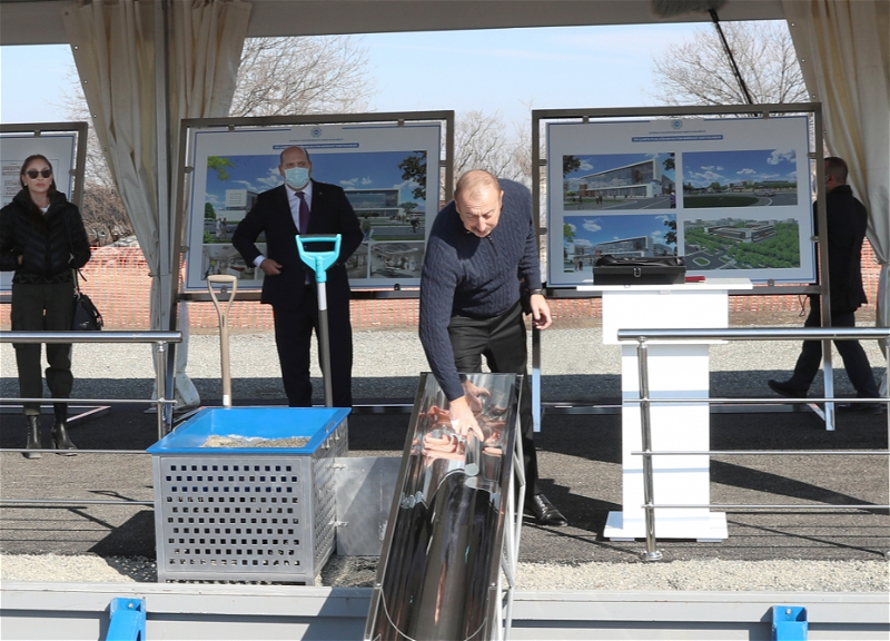 Ильхам Алиев заложил фундамент Агдамской районной центральной больницы