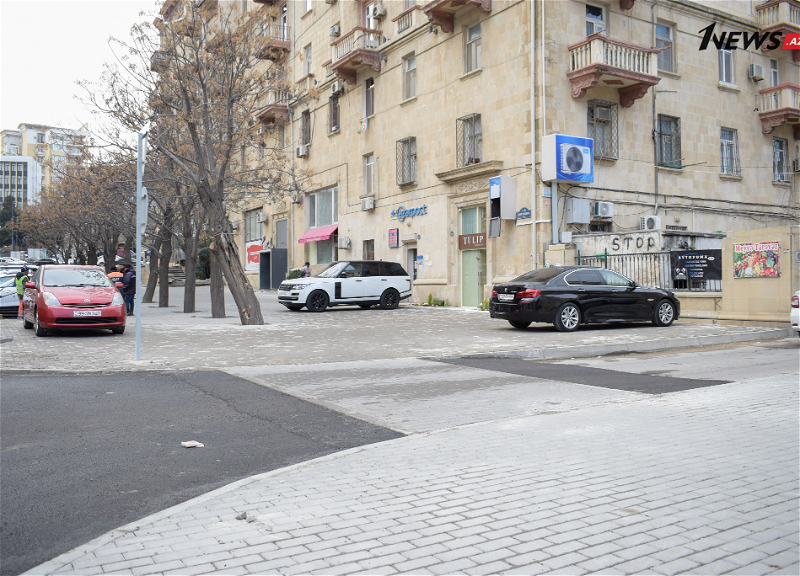 Тротуары не для пешеходов? Как водители устраивают беспредел на улице Бясти Багировой – ФОТО