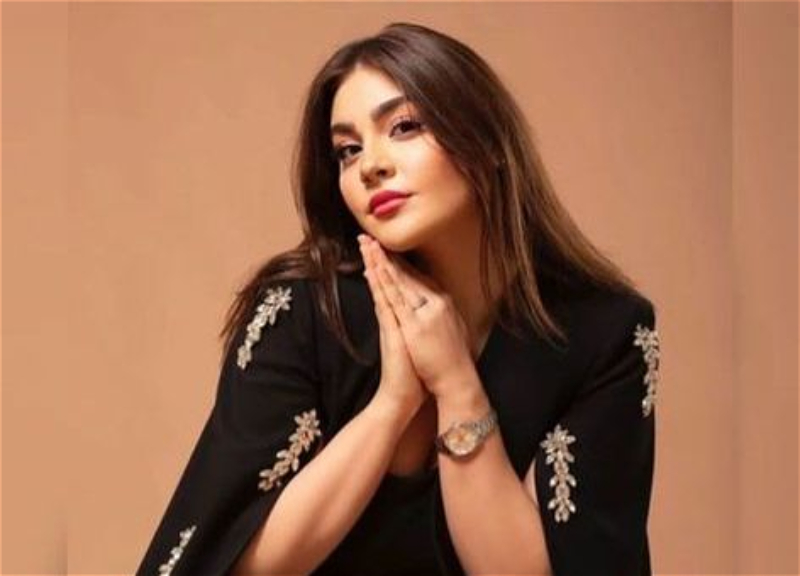 Азербайджанская невестка Ван Дамма стала лицом известного бренда одежды - ФОТО