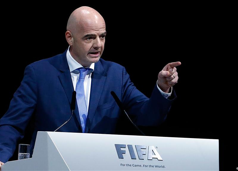 Президент ФИФА: «Надеемся на восстановление мира на Украине через диалог. Мы были шокированы, как и все»