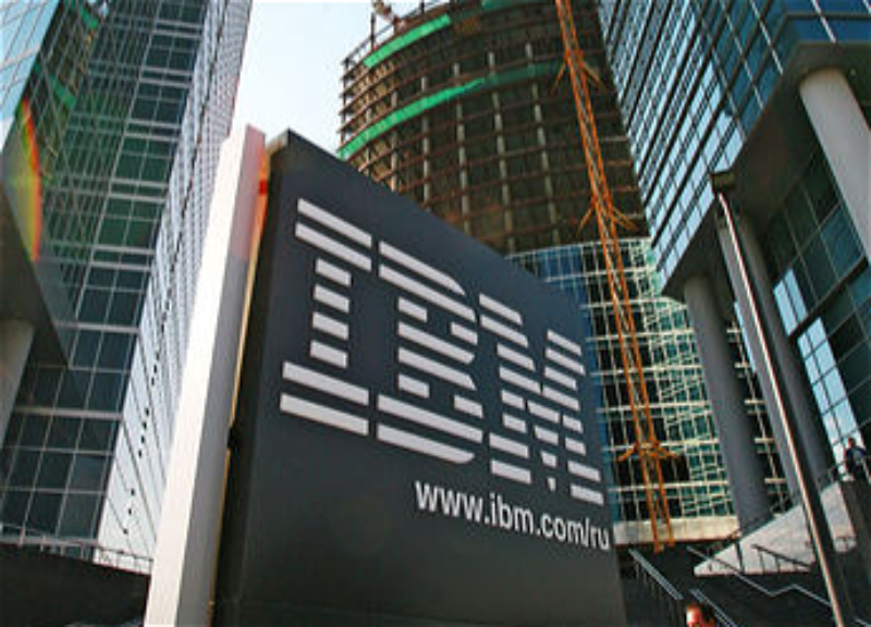 IBM прекращает продажу технологий в Россию - ФОТО