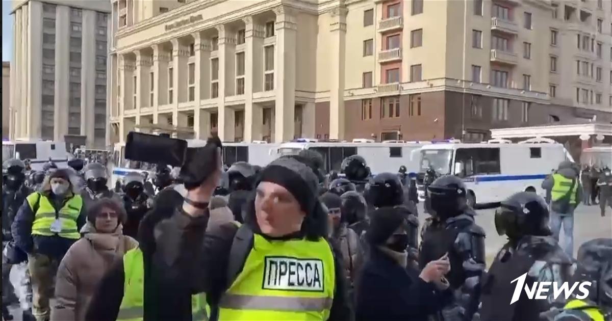Акции арест. Протесты в Москве. Акции протеста в Санкт-Петербурге.