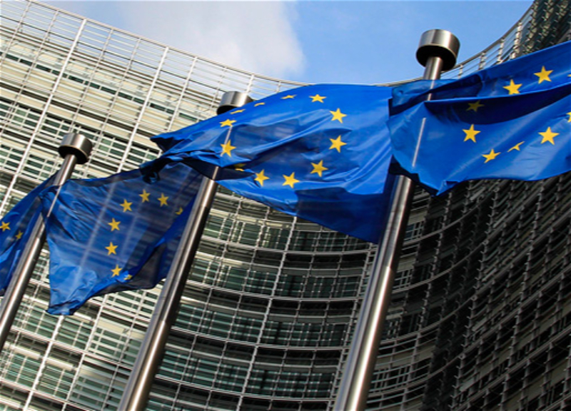 Reuters: ЕС рассмотрит введение нефтяного эмбарго против России