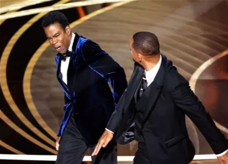 Уилл Смит ударил ведущего «Оскара» в прямом эфире за шутку о жене - ВИДЕО